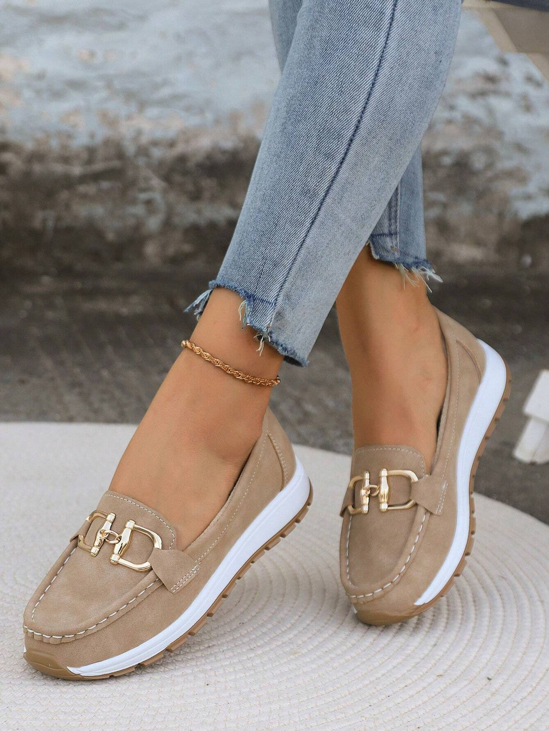Emelia | Mocasines Planos con Hebilla