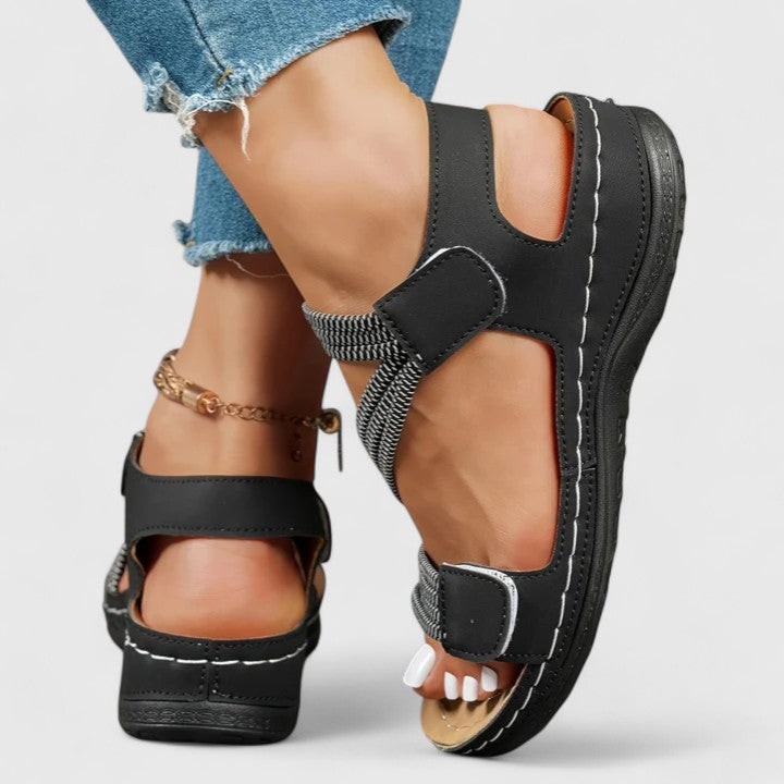 Candela | Sandalias costeras elegantes