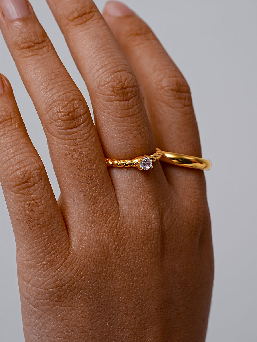 Anillo clásico ultrasuave