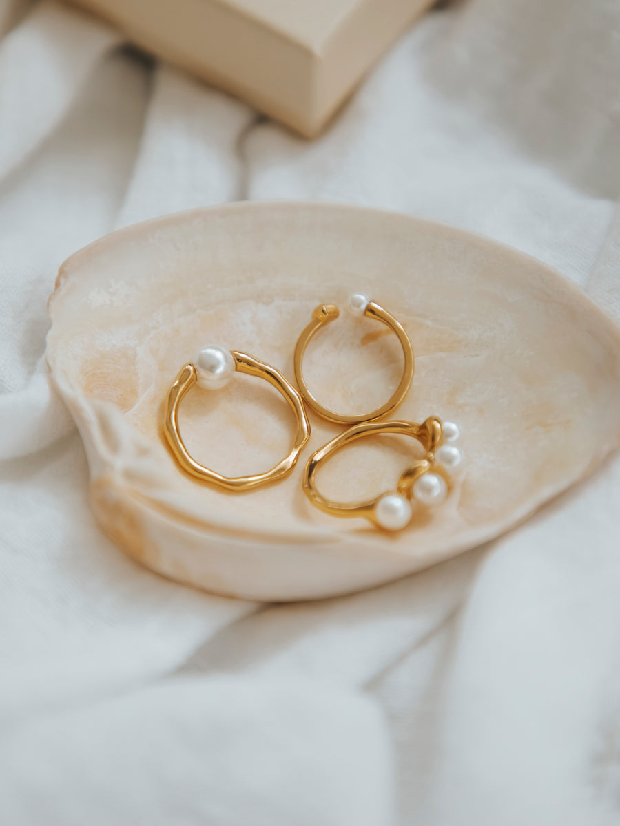 Elegant Pearl Ring