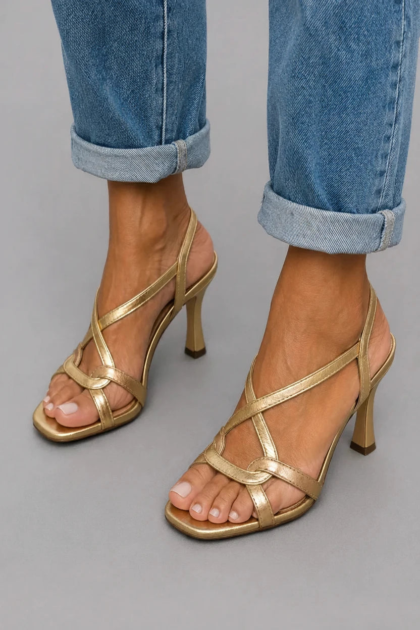 Filomena | Sandalias Doradas con Tacón