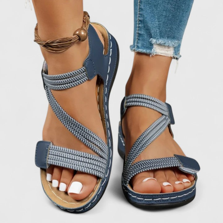 Candela | Sandalias costeras elegantes