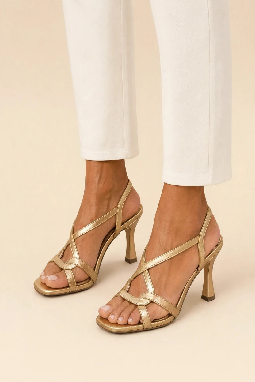 Filomena | Sandalias Doradas con Tacón