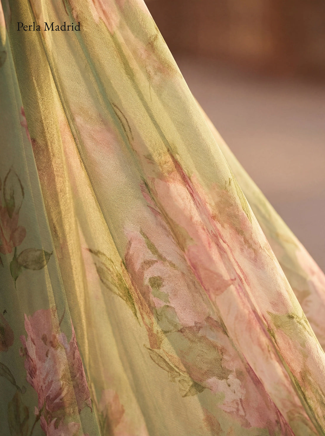 Anhara | Vestido Halter de Tul Floral