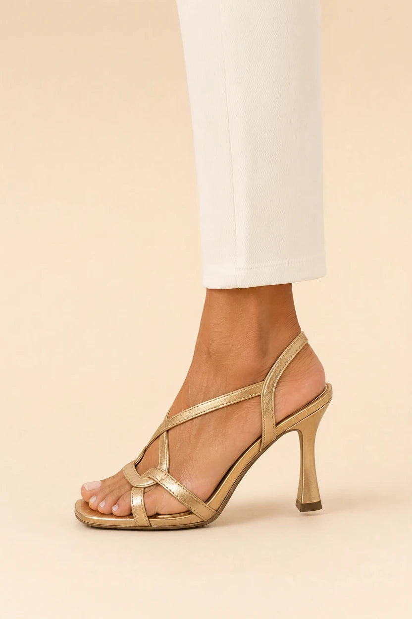 Filomena | Sandalias Doradas con Tacón