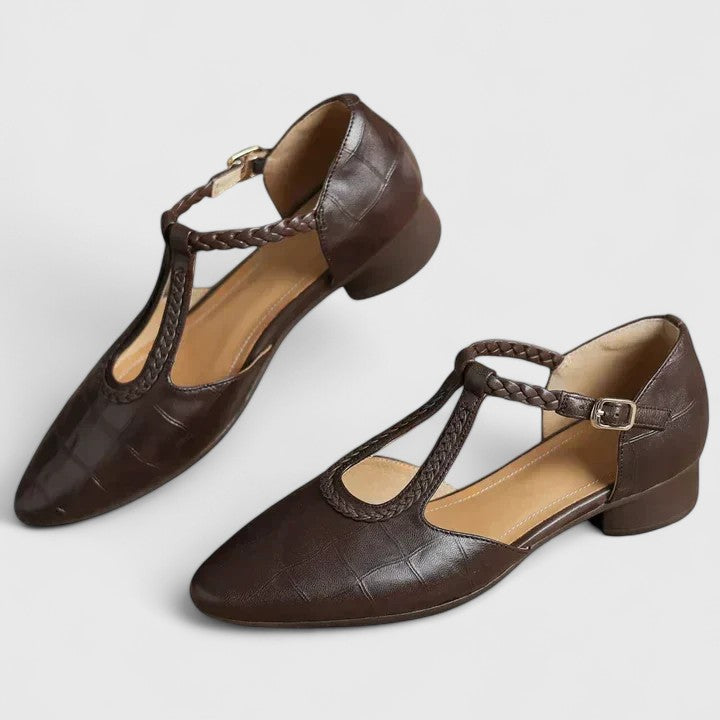 Izaskun | Sandalias Elegantes Trenzadas