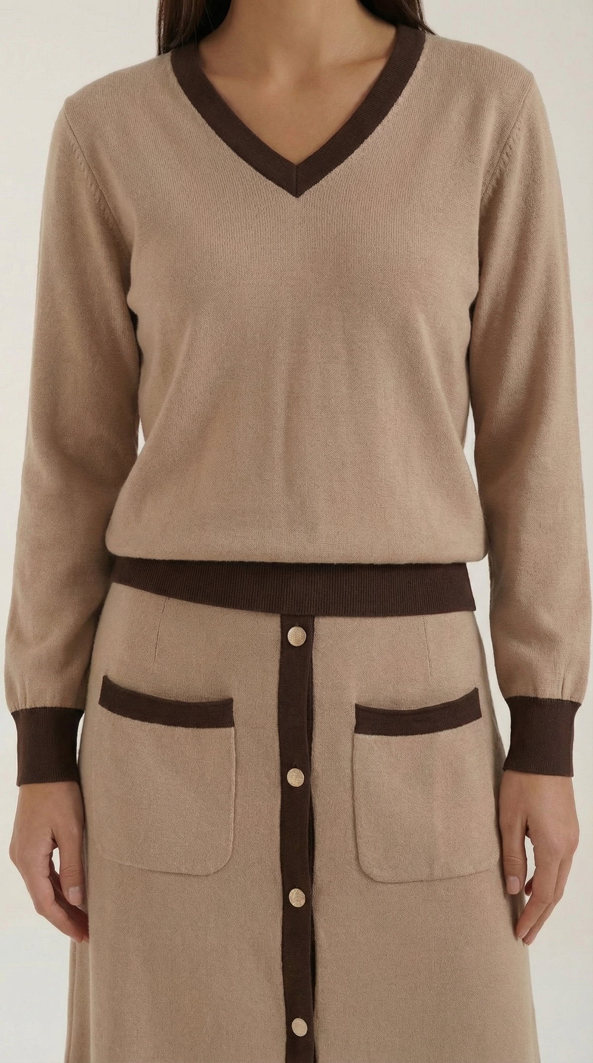 'Cheryl' V-neck sweater and midi skirt set