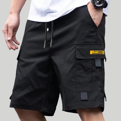 César | Bermudas cargo de estilo utilitario