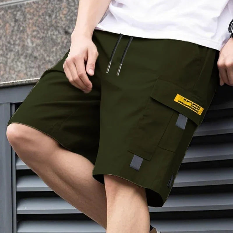 César | Bermudas cargo de estilo utilitario